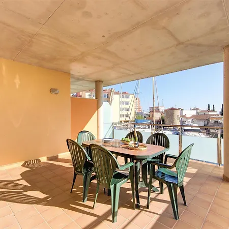 With Scenic View Appartamento Roses